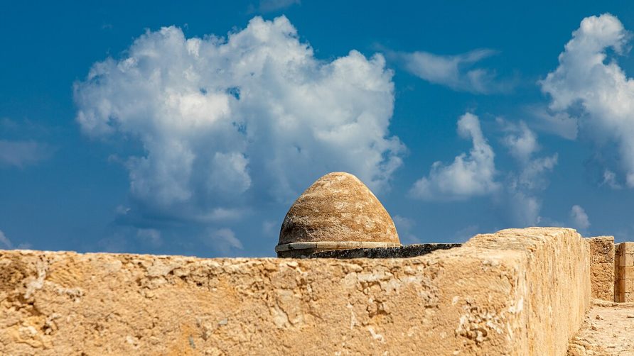 Rethymno Old Town Guide: Venetian Harbours, Hidden Alleys & Where to Stay Nearby